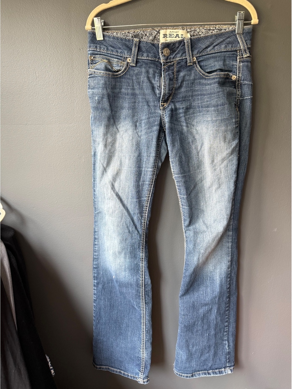 Ariat Real Denim Mid Rise Bootcut Jeans Size 27 x 32